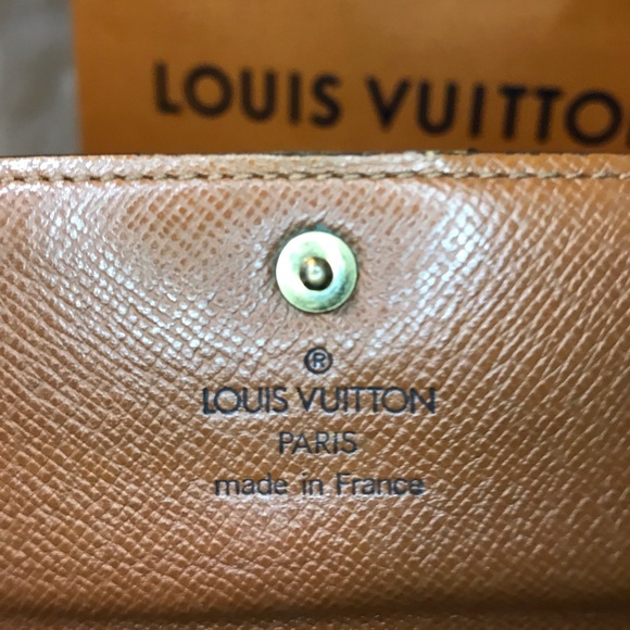 AUTH Louis Vuitton Sarah Wallet TH0949 - Picture 3 of 8